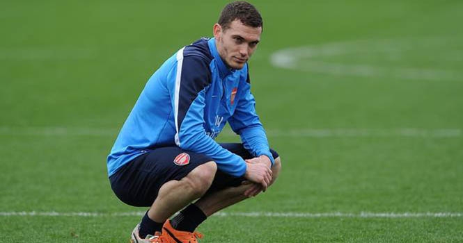 Thẳng thừng từ chối Barca, Vermaelen chỉ muốn đến MU